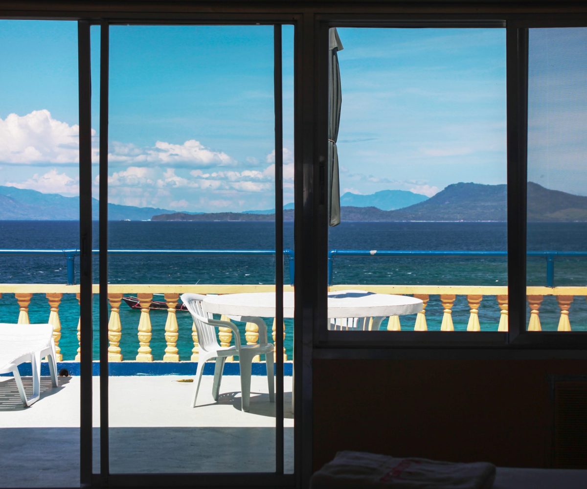 Ocean Front Room