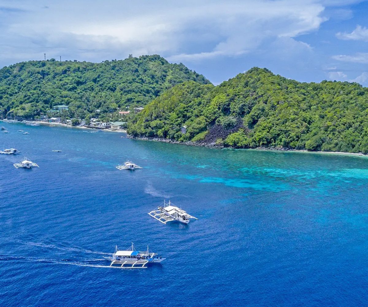 Tour-Apo-Island-EXplore.jpg